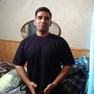 Meet your Posher, Adam